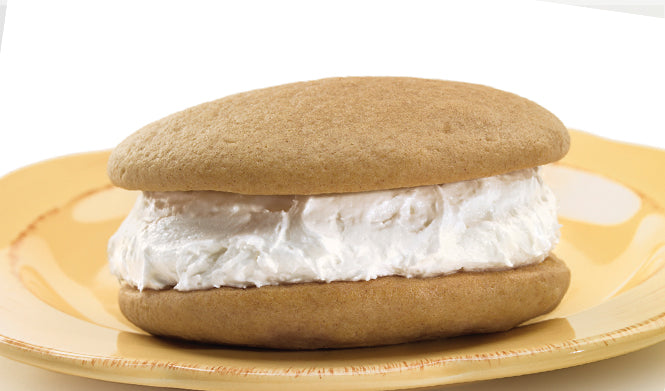 Gingerbread Whoopie Pie with gingerbread cake shells with vanilla filling